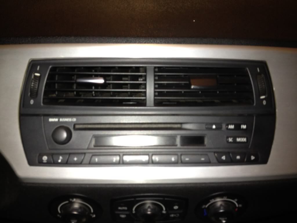 Z4 E85,E86 FS 2006 Z4 amp, speakers, radio.