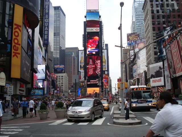 Nueva York en 10 dias con escapada a Washington - Blogs de USA - Martes 1 junio de 2010 : “Aterrizando en la ciudad” (1)