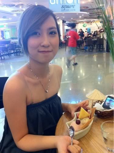 Chị em 5s và Love story: Anh à, thật ra em đẹp là nhờ... make-up. - 4