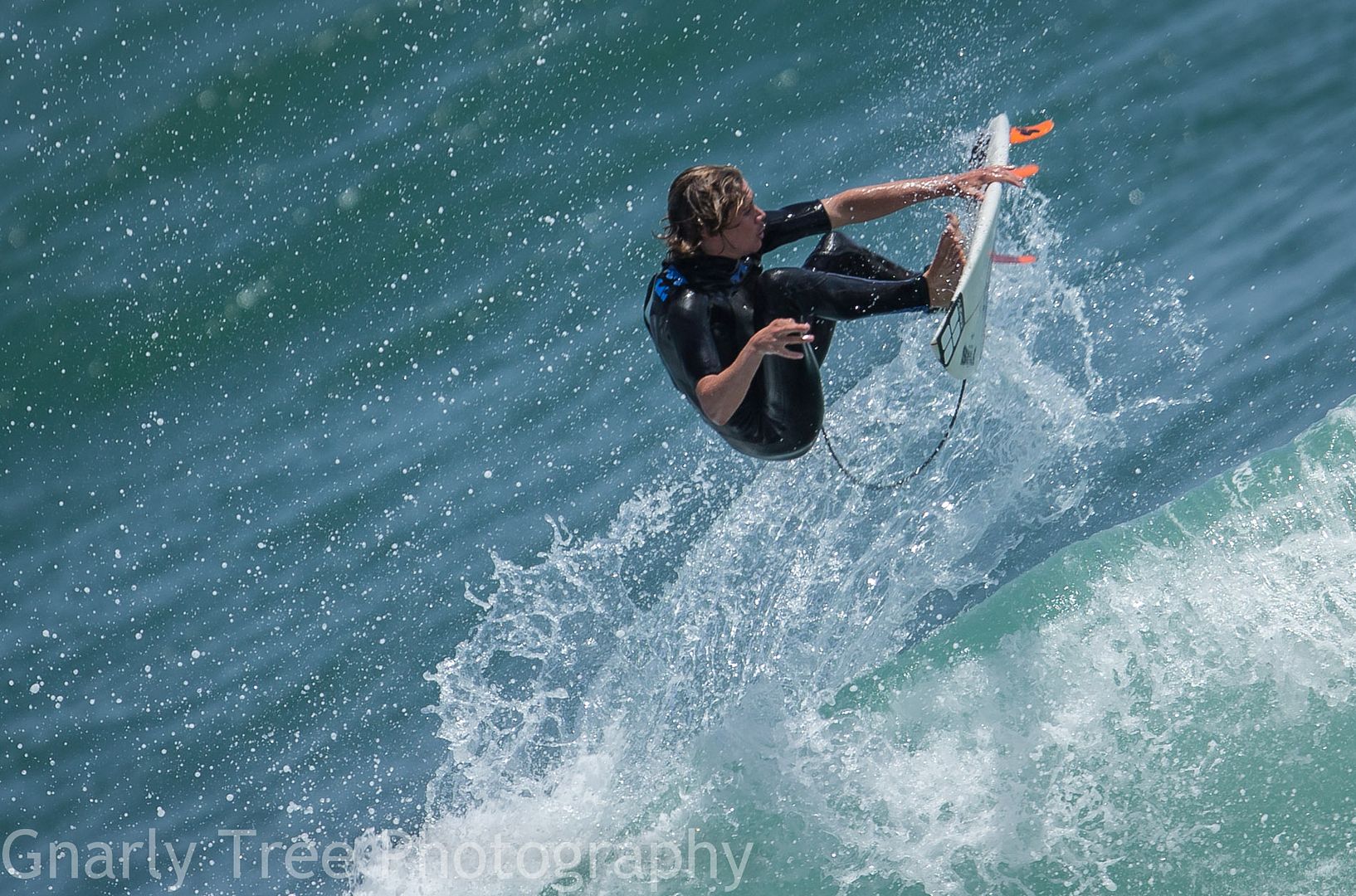 IMAGE: http://i1099.photobucket.com/albums/g390/SquishyFJ/New%20Zealand%20Pictures/Surf-1-2_zps21e4e720.jpg