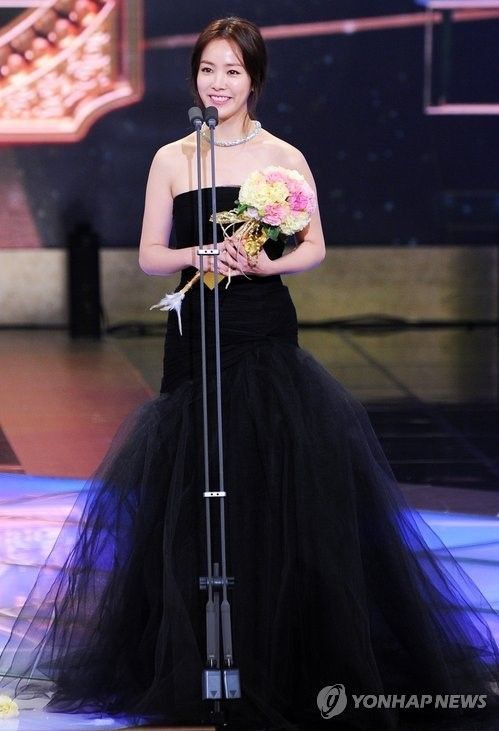 Han Ji Min at SBS Drama Awards 2012