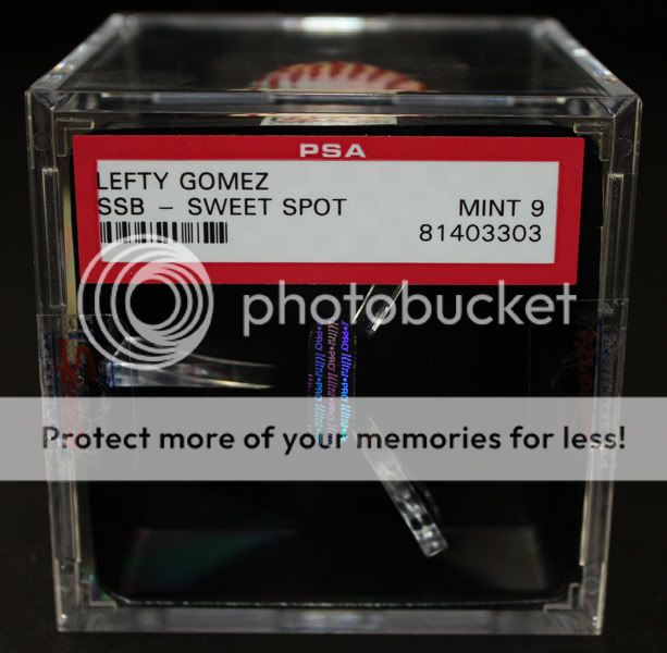 Lefty Gomez Single Signed Auto Baseball PSA DNA Mint 9