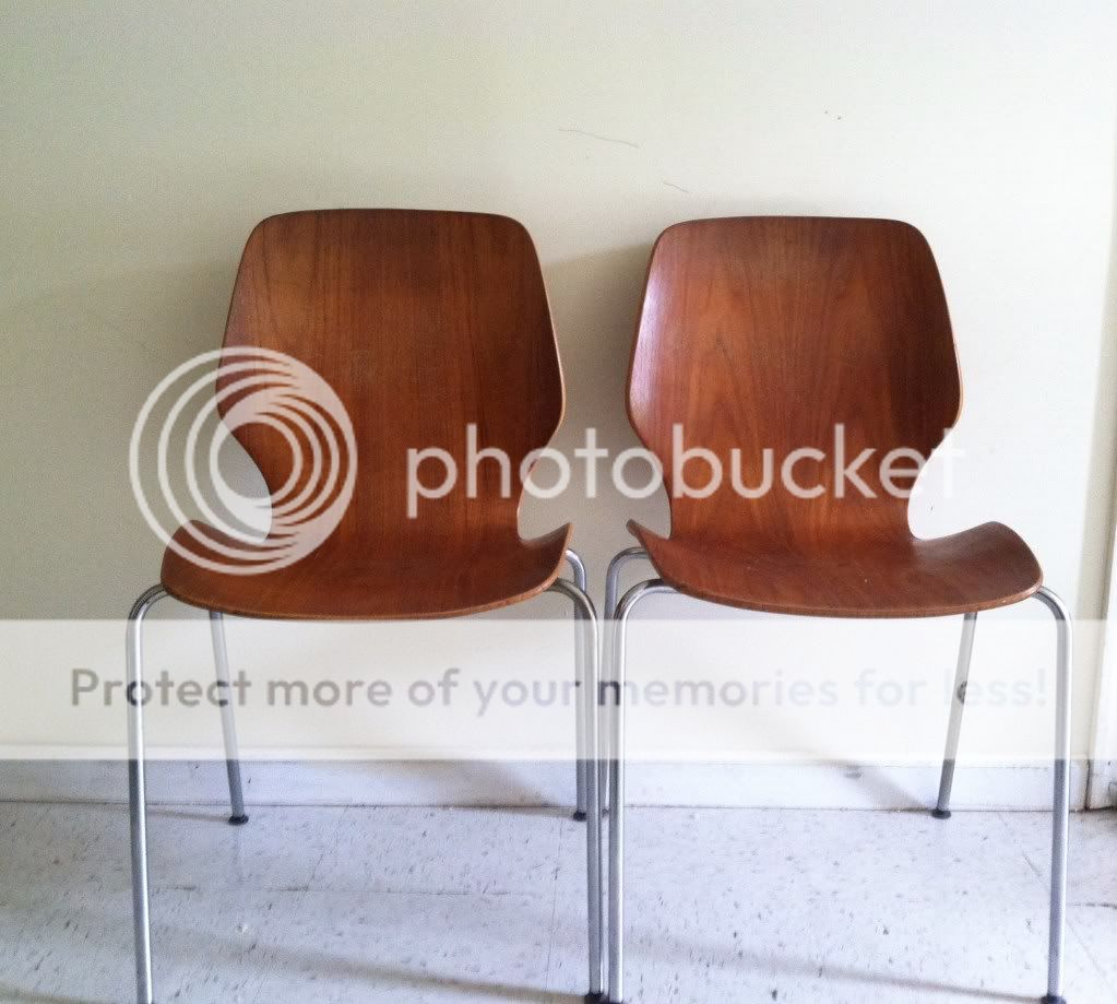 This chair is in good condition with very little signs of wear. The 